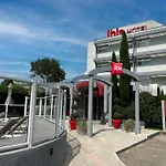 Ibis Ouest - A9 Szálloda