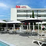 Ibis Ouest - A9 3*
