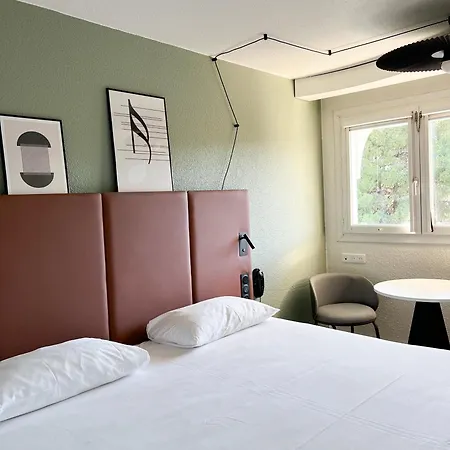 Hotel Ibis Ouest - A9 Nimes