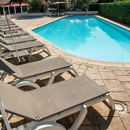 Otel Ibis Ouest - A9 Nîmes