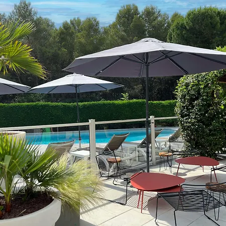Hotel Ibis Ouest - A9 3*