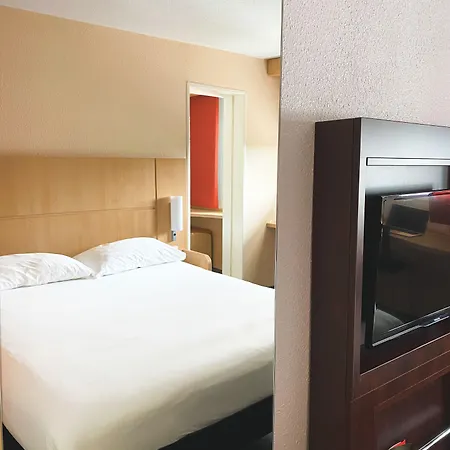 宜必思尼姆西部酒店 - A9 酒店 3*