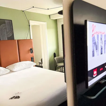 Ibis Ouest - A9 Otel Nîmes