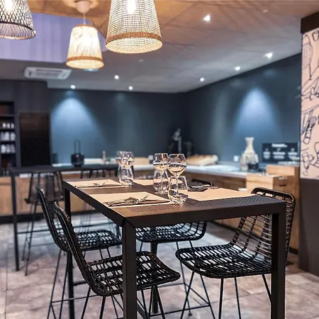 Ibis Ouest - A9 3*