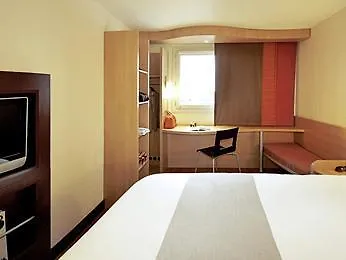 Ibis Ouest - A9 Hotel 3*