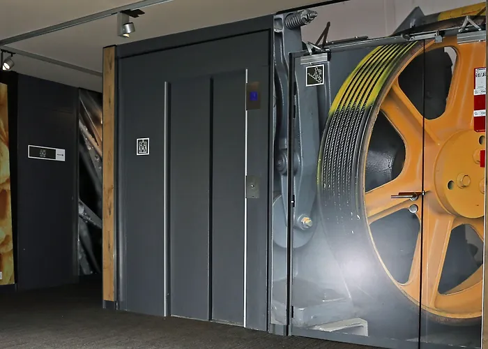 Ibis Ouest - A9 Szálloda Nîmes