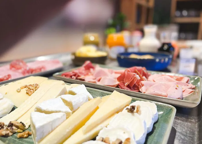 宜必思尼姆西部酒店 - A9 3*