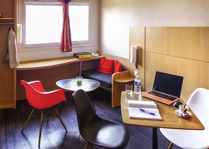 酒店 宜必思尼姆西部酒店 - A9 3*