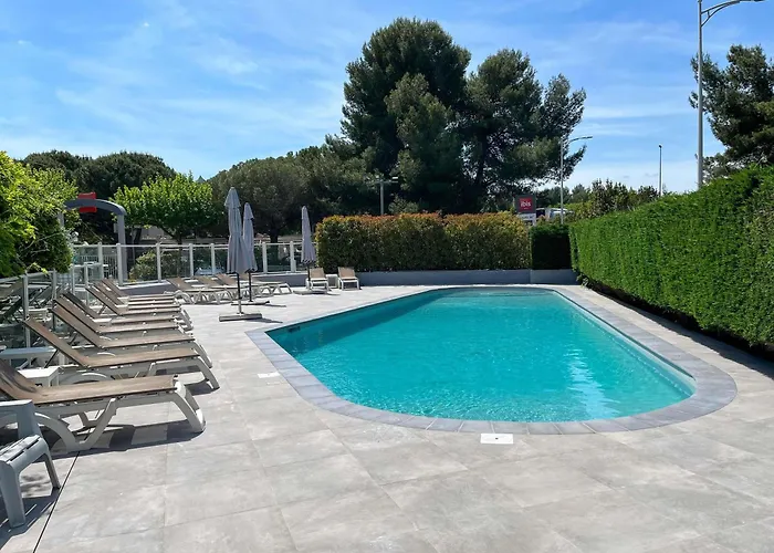 Ibis Ouest - A9 Szálloda